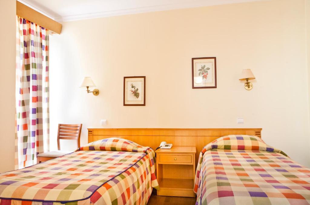 Bed and Breakfast Residencial Colombo à Funchal  Chambre photo